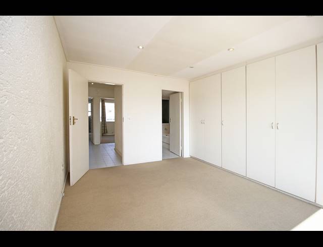 2 BEDROOM APARTMENT FOR SALE IN NORWOOD
